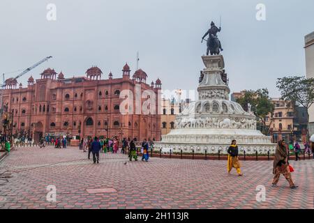 AMRITSAR, INDIEN - 26. JANUAR 2017: Maharaja Ranjit Singh Statue in Amritsar, Punjab Staat, Indien Stockfoto