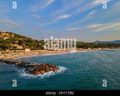 La Croisette Strand von Sainte-Maxime an der französischen Riviera (Südfrankreich) Stockfoto