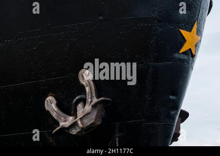 Der Bug des Expeditionskreuzfahrtschiffes MS Nordstjernen. Spitzbergen, Norwegen. Stockfoto