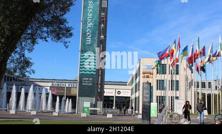 Rimini, Italien. Oktober 2021. (INT) Öffentliche Bewegung auf der Tourismusmesse im Rimini Expo Center. 15. Oktober 2021, Lissabon, Italien: Öffentliche Bewegung im Rimini Expo Center, am letzten Tag der TTG, SIA E SUN Tourism Fair, am Freitag (15). Die Veranstaltung präsentierte das Beste aus dem nationalen und internationalen Tourismus. In dieser Ausgabe war Brasilien mit einem Stand aus dem Bundesstaat Ceara vertreten. (Bild: © Josi Donelli/TheNEWS2 über ZUMA Press Wire) Stockfoto