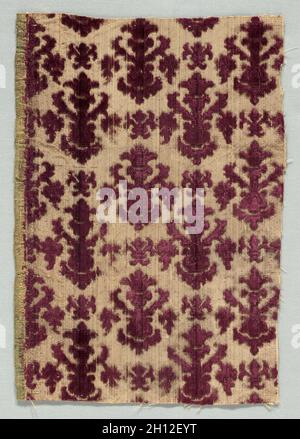 Velvet Fragment, 1600. Italien, 17. Velvet; insgesamt: 26 x 18 cm (10 1/4 x 7 1/16 in.). Stockfoto