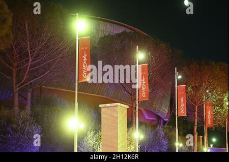 Rom, Italien. Oktober 2021. Red Carpet Auditorium - 16th Rome Film Fest 2021 Bildunterschrift: ROM, ITALIEN - OKTOBER 14-24 Kredit: Unabhängige Fotoagentur/Alamy Live Nachrichten Stockfoto