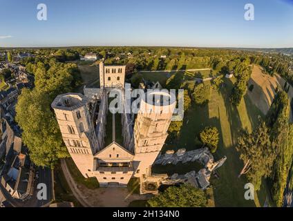 FRANKREICH - SEINE MARITIME (76) - ABTEI VON JUMIEGES Stockfoto