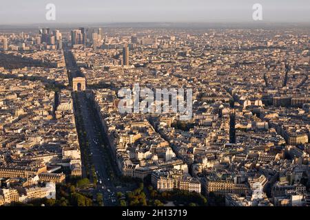 FRANKREICH. PARIS (75) 8. BEZIRK, LUFTAUFNAHME DES WESTLICHEN TEILS DER STADT Stockfoto