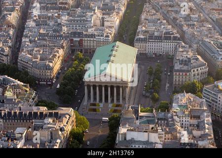 FRANKREICH. PARIS (75) LUFTAUFNAHME DER KIRCHE LA MADELEINE UND DES PLATZES Stockfoto