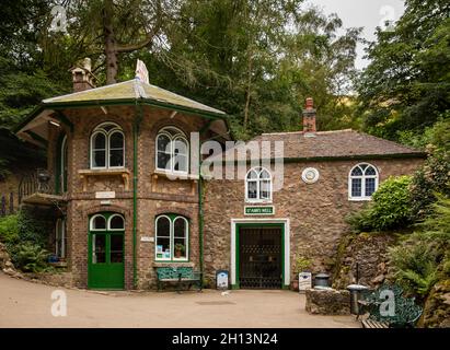 Großbritannien, England, Worcestershire, Great Malvern, St. Ann's Well und Café Stockfoto