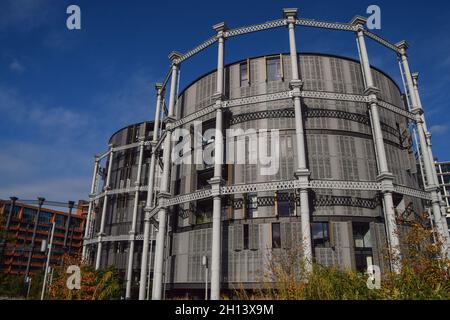 Gasholders Buildings in King's Cross, London, Großbritannien, 15. Oktober 2021. Stockfoto