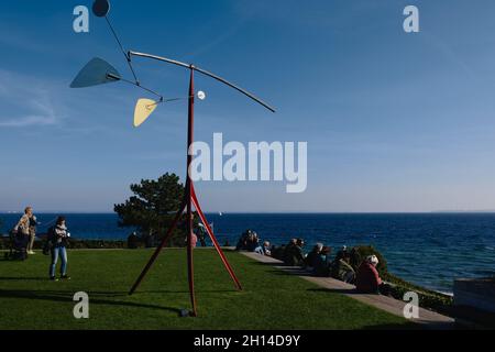 Alexander Calder Skulptur, Louisiana Museum of Modern Art, Humlebæk, bei Kopenhagen, Dänemark, Skandinavien, Oktober 2021 Stockfoto