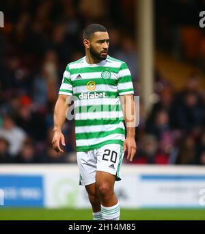 FIR Park, Motherwell, Großbritannien. Oktober 2021. Scottish Premier League Football, Motherwell versus Celtic; Cameron Carter-Vickers von Celtic Credit: Action Plus Sports/Alamy Live News Stockfoto