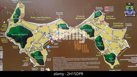 RIO DE JANEIRO, BRASILIEN - 07. Sep 2021: Eine Schilderkarte der Insel Paqueta in Rio de Janeiro, Brasilien Stockfoto