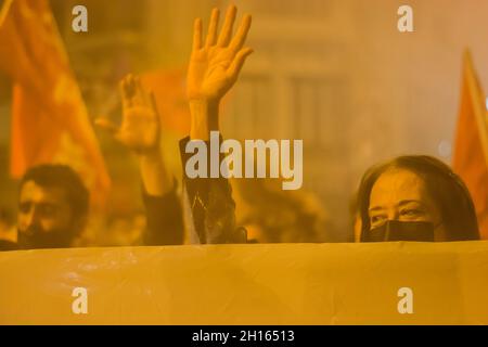 Madrid, Spanien. Oktober 2021. „die Nationale Polizei hat sich auf diesen Aufruf konzentriert, über den Extremisten gesprochen wurde. Wir haben unsere Ressourcen der Nationalpolizei, Drohnen, Kameras angeboten, all dies wird der Nationalpolizei, der Regierungsdelegation, zur Verfügung gestellt. In Madrid gibt es keinen Platz für diese extremistischen, radikalen Aktionen, und die Nationalpolizei wird unsere Unterstützung erhalten," so der Bürgermeister. (Foto von Alberto Sibaja/Pacific Press) Quelle: Pacific Press Media Production Corp./Alamy Live News Stockfoto