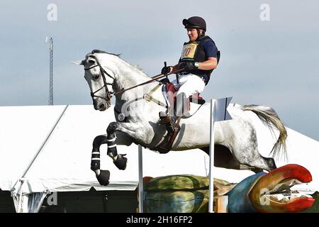 Fair Hill, MD, USA. Oktober 2021. 16. Oktober 2021: Kurt Agardy Martin (USA), an Bord der D.A. Lifetime, während der fünf-Sterne-Veranstaltung in Maryland am 16. Oktober 2021 in der Fair Hill Special Event Zone in Fair Hill, Maryland. Karina Serio/Eclipse Sportswire/CSM/Alamy Live News Stockfoto