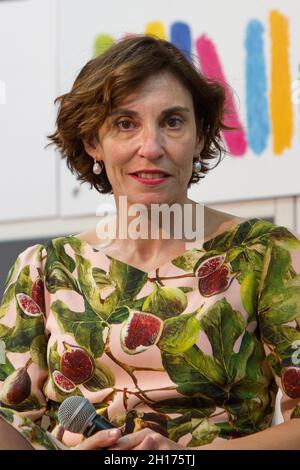 Turin, Italien. Oktober 2021. Die italienische Schriftstellerin Stefania Auci ist Gast der Turiner Buchmesse 2021. Stockfoto