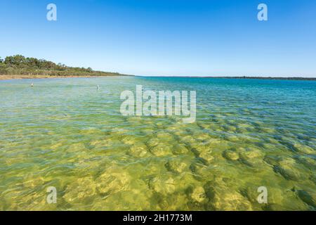 Blick auf die Thromboliten, 2000 Jahre alte Strukturen am Lake Clifton, einer beliebten Touristenattraktion Western Australia, WA, Australien Stockfoto