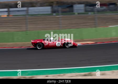 Italien, september 11 2021. Vallelungaklassiker. Historisches Rennen Lola T70 MK2 Prototyp Auto Aktion auf Rennstrecke Stockfoto