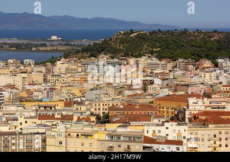 Panoramablick auf die Stadt Cagliari, Italien, vom Stadtteil Castello Stockfoto