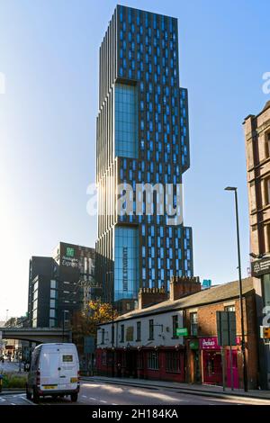 The Artisan Heights (Unite Students) Apartment Block, Oxford Road, Manchester, England, Großbritannien. Studentenunterkunft. Arch: SimpsonHaugh 2020 Stockfoto