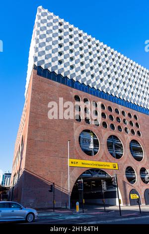 The Circle Square Parkhaus und Premier Inn, Manchester, England, Großbritannien, Stockfoto