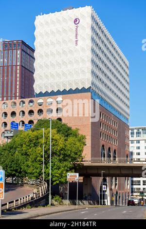 The Circle Square Parkhaus und Premier Inn, Manchester, England, Großbritannien, Stockfoto