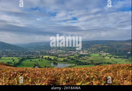 Church Stretton und der Long Mynd von Caer Caradoc aus gesehen, Church Stretton, Shropshire Stockfoto