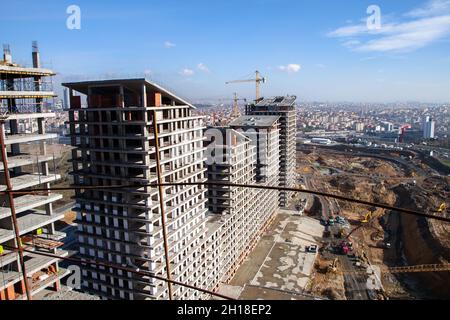 Istanbul, Türkei - 02-01-2013:unvollendeter Zementbau Blick auf eine Baustelle Stockfoto