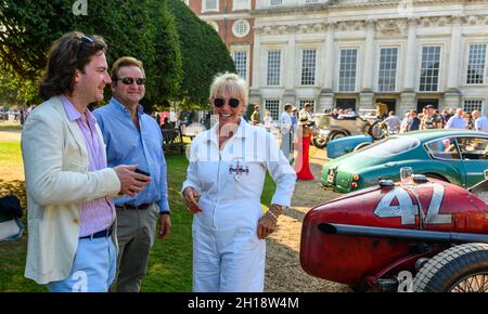 Teilnehmer am Concours of Elegance 2021 in Hampton Court Place Stockfoto