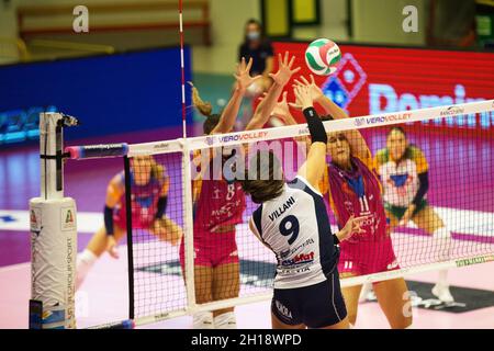 Franca Villani (Cieri '76 Volleyball) beim Vero Volley Monza gegen reale Mutua Fenera Chieri, Volleyball Italienische Serie A1 Frauenspiel in Monza (MB), Italien, Oktober 17 2021 Stockfoto