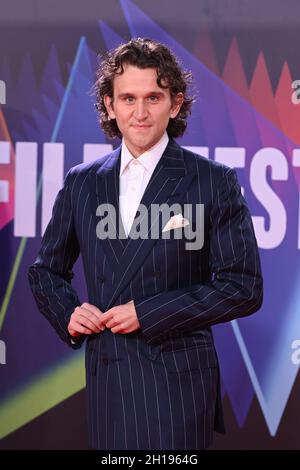 London, Großbritannien. 17. Oktober 2021. Harry Melling kommt zur Premiere der Tragödie von Macbeth in der Royal Festival Hall in London während des BFI London Film Festival. Bilddatum: Sonntag, 17. Oktober 2021. Bildnachweis sollte lauten: Matt Crossick/Empics/Alamy Live News Stockfoto