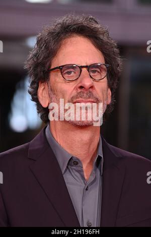 London, Großbritannien. 17. Oktober 2021. Joel Coen kommt zur Premiere der Tragödie von Macbeth in der Royal Festival Hall in London während des BFI London Film Festival. Bilddatum: Sonntag, 17. Oktober 2021. Bildnachweis sollte lauten: Matt Crossick/Empics/Alamy Live News Stockfoto