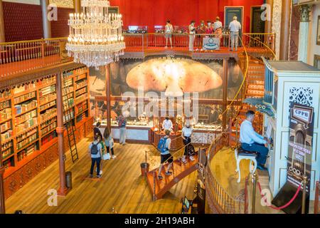 Gebäude der Casa Portuguesa do Pastel de Bacalhau, Kabeljaufaus, Gaia, Porto, Portugal. Stockfoto