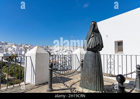 Frauenstatue in Vejer de la Frontera in Andalusien Stockfoto