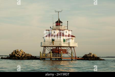 Der Thomas Point Shoal Lighthouse, ein historischer Leuchtturm in der Chesapeake Bay, Maryland. Stockfoto