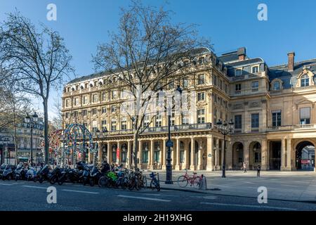 Paris, Frankreich - 31. März 2021: Eingang des Comedie Francaise, schönes Theater in Paris Stockfoto