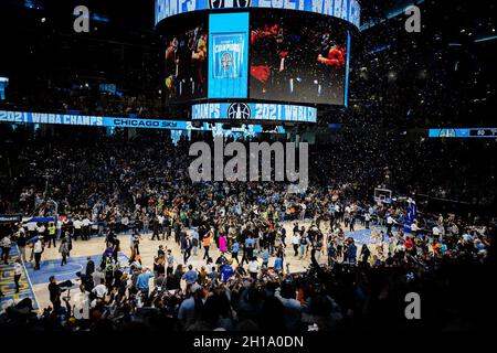 Chicago, Usa. Oktober 2021. Chicago Sky gewinnt am 17. Oktober 2021 in der Wintrust Arena Shaina Benhiyoun/SPP die WNBA Finals 2021 Credit: SPP Sport Press Photo. /Alamy Live News Stockfoto