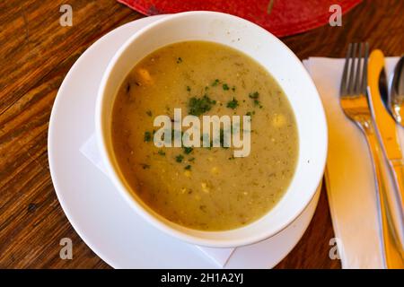 Kulajda, traditionelle tschechische Suppe Stockfoto
