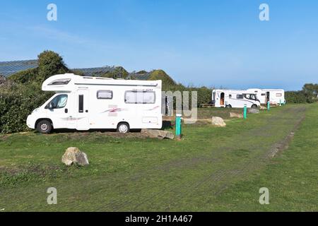 dh Beaucette Marina VAL GUERNSEY Campervan Campingplatz Camper Vans Urlaub Stockfoto