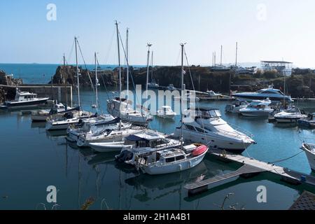 dh Beaucette Marina VAL GUERNSEY Yachts in Hafen Marinas Boote Hafen Yacht Stockfoto