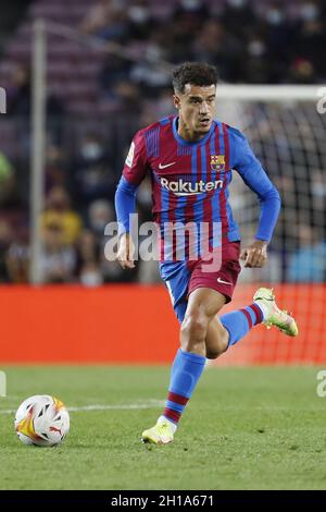 Barcelona, Spanien. Oktober 2021. Barcelona, Spanien, 17. Oktober 2021: Philippe Coutino (14 FC Barcelona) während des LaLiga Santander-Spiels zwischen Barcelona und Valencia im Camp nou-Stadion in Barcelona, Spanien. Rafa Huerta/SPP Credit: SPP Sport Press Photo. /Alamy Live News Stockfoto