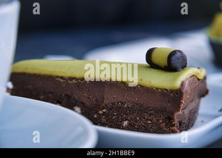 schweden Kuchen Stück zu Kaffee. Schön arrangiert und sehr lecker. Kaffee ein Vergnügen Stockfoto