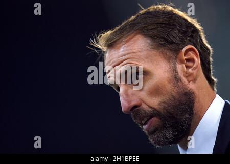 Aktenfoto vom 09-10-2021 von Gareth Southgate, dem Manager Englands. Der englische Boss Gareth Southgate und andere Trainer der Nationalmannschaft werden diese Woche Gelegenheit haben, über die Pläne der FIFA für die Zukunft des internationalen Männerfußballs zu diskutieren. Ausgabedatum: Montag, 18. Oktober 2021. Stockfoto