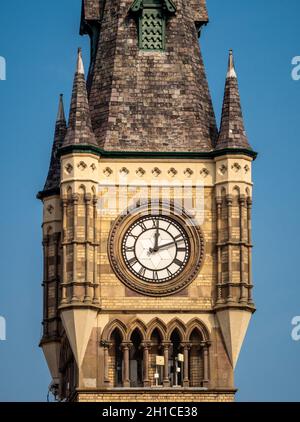 Nahaufnahme des historischen Marktturms aus dem 19. Jahrhundert in der West Row, Darlington. VEREINIGTES KÖNIGREICH Stockfoto