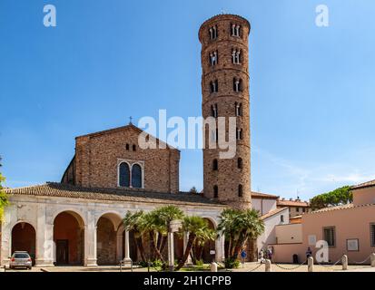 Ravenna, Italien - Sept 11, 2019: Basilika St. Apollinare Nuovo in Ravenna, Italien Stockfoto