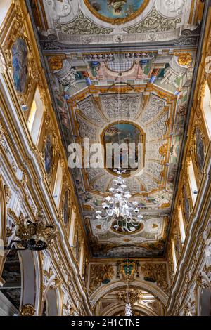 Matera, Italien, 15. September 2019: Malereien und Verzierungen im Inneren der Kathedrale von Matera, Basilikata, Italien Stockfoto