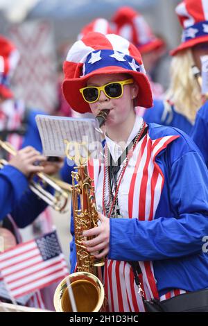 Fasching im Salzkammergut - hier wird noch richtig zünftig veranstaltet - auf dem Bild eine „amerikanische Brass-Band“ bei einer Faschingveranstaltung (ob Stockfoto