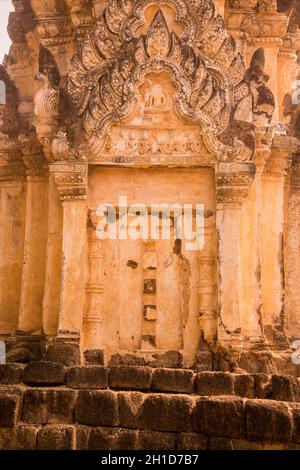 Der Wat Phra Phai Luang im historischen Park in Sukhothai in der Provinz Sukhothai in Thailand. Thailand, Sukhothai, November 2019 Stockfoto