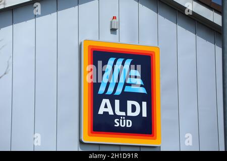 Firmenlogo des Discounters ALDI, Themenbild - Handel - Wirtschaft - Industrie Stockfoto