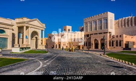 DOHA, KATAR - 28. FEB 2020: Architektur des Katara Kulturdorfes, beliebtes Touristenziel in Doha, Katar Stockfoto