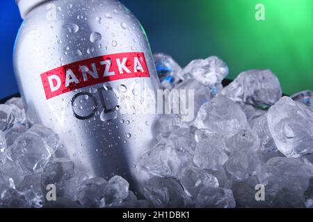 POZNAN, POL - 21. NOV 2019: Flasche Danzka, eine Marke von dänischem Wodka im Besitz von Belvedere SA (Frankreich) Stockfoto