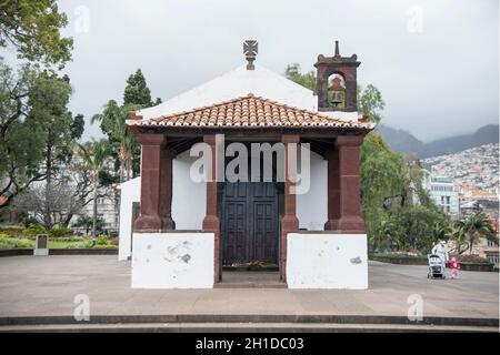 Die Kirche Santa Catarina am Parque de Santa Catarina im Stadtzentrum von Funchal auf der Insel Madeira in Portugal. Portugal, Madeira, Apr Stockfoto