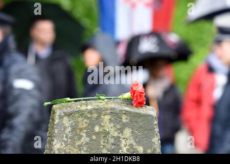 Das KZ Ebensee war ein Außenlager des Konzentrationslagers Mauthausen in der Gemeinde Ebensee in Oberösterreich. Die Häflinge im KZ Ebensee wurden ei Stockfoto